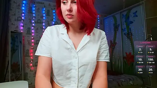 Snapshot of SmokyRose chatting on 4, 1, 2025 SmokyRose online show from 4, 1, 2025