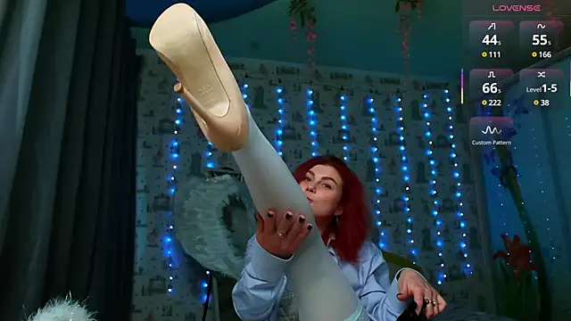 Snapshot of SmokyRose chatting on 15, 2, 2025 SmokyRose online show from 15, 2, 2025