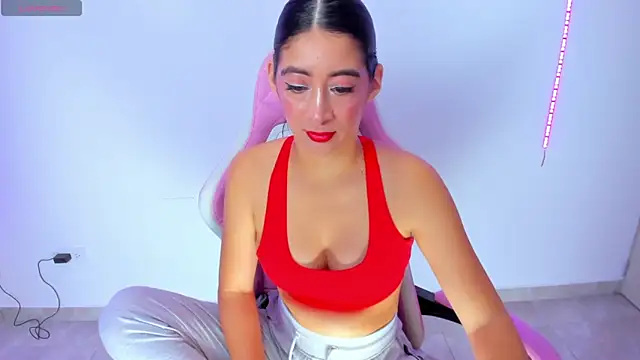 Snapshot of MeganWhite3 chatting on 23, 2, 2025 MeganWhite3 online show from 23, 2, 2025