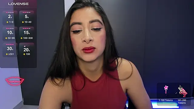 Snapshot of MeganWhite3 chatting on 10, 9, 2025 MeganWhite3 online show from 10, 9, 2025