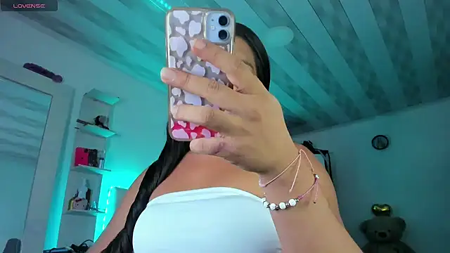 briitany hot online show from 16, 2, 2025