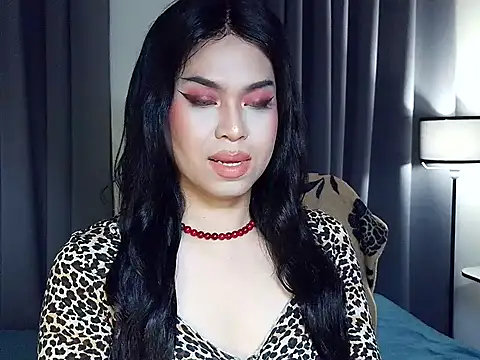MistressLuna1 online show from 17, 7, 2026