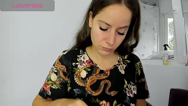 DiamondKay online show from 9, 10, 2025