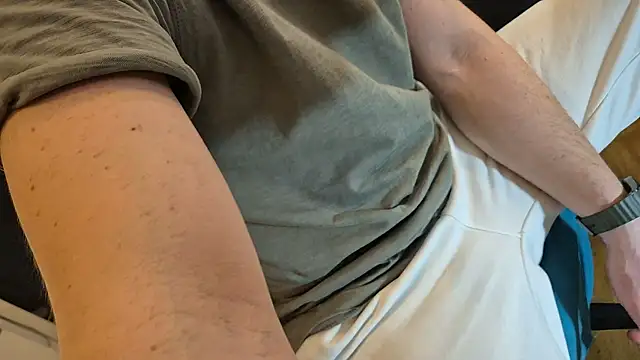 -luckybong- online show from 27, 3, 2026