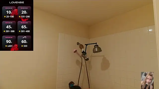 Blondiewithanass online show from 22, 4, 2026