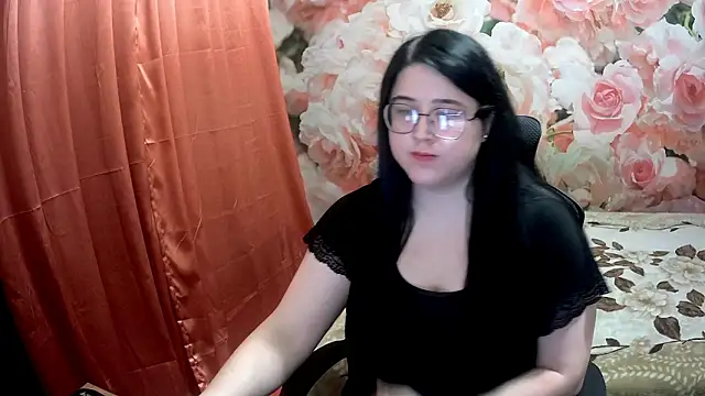 Snapshot of OverseerX chatting on 6, 12, 2024 OverseerX online show from 6, 12, 2024