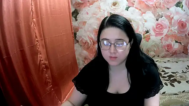 Snapshot of OverseerX chatting on 9, 12, 2024 OverseerX online show from 9, 12, 2024