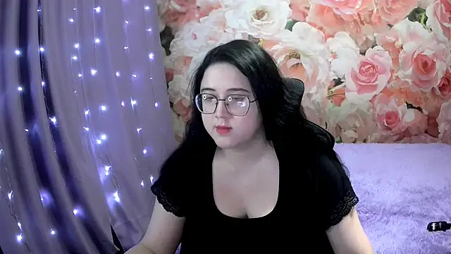 Snapshot of OverseerX chatting on 26, 2, 2025 OverseerX online show from 26, 2, 2025