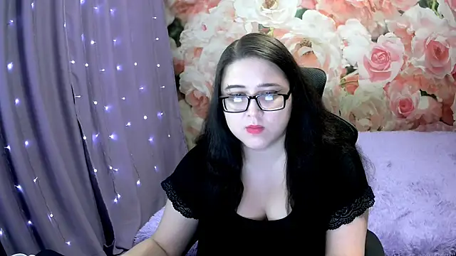 Snapshot of OverseerX chatting on 17, 9, 2025 OverseerX online show from 17, 9, 2025