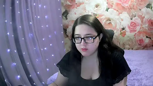 Snapshot of OverseerX chatting on 14, 10, 2025 OverseerX online show from 14, 10, 2025