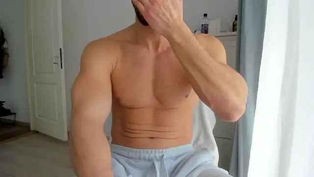 woolfiie online show from 17, 2, 2025