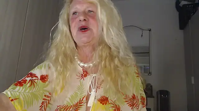 THESensualhorny online show from 20, 2, 2025