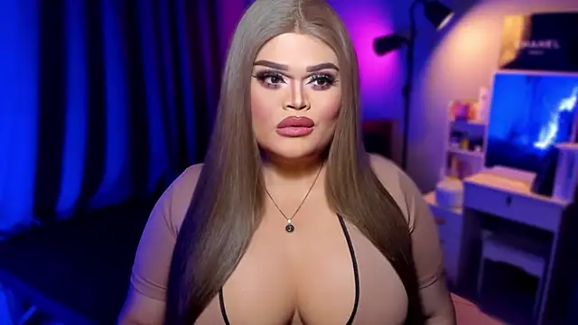 KarolinaThompson online show from 8, 12, 2024