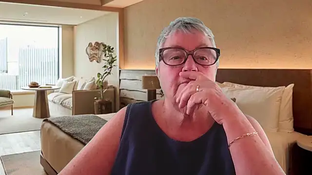 GrannyChrissy68 online show from 6, 6, 2026