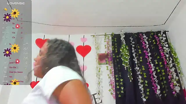 samantha  smile online show from 16, 6, 2026