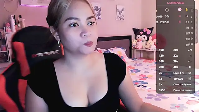 Snapshot of yenyen_ chatting on 3, 6, 2026 yenyen online show from 3, 6, 2026