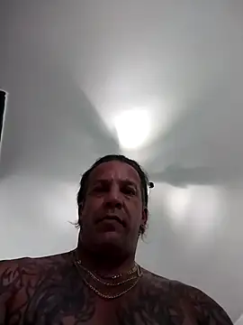 Snapshot of trucker1979 chatting on 22, 6, 2026 trucker1979 online show from 22, 6, 2026
