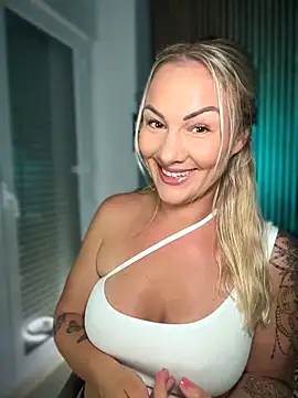 NastyMilf  online show from 27, 4, 2026