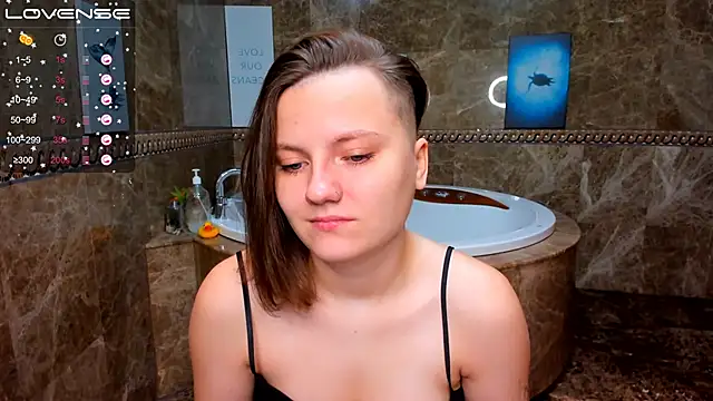 MelindaTin online show from 12, 10, 2025