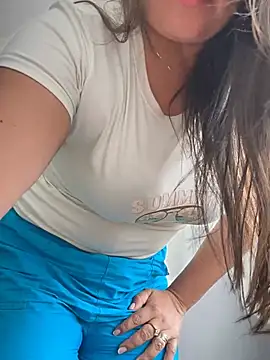 Ixchel Anaid online show from 21, 4, 2026