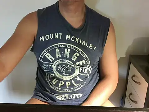 Snapshot of qpmario@xh chatting on 12, 9, 2025 qpmarioxh online show from 12, 9, 2025