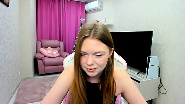 Strawberrye online show from 17, 12, 2025