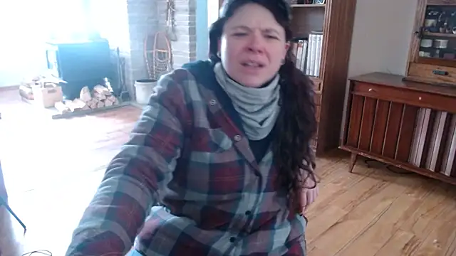 MarcyJones online show from 20, 2, 2025