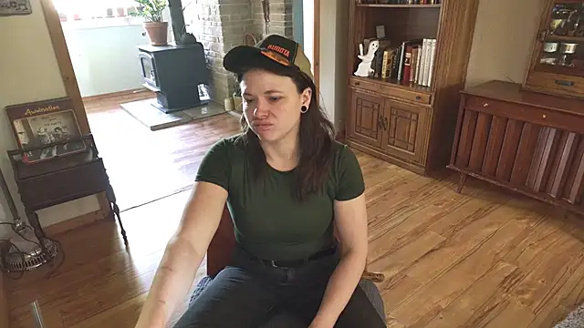 MarcyJones online show from 23, 4, 2026