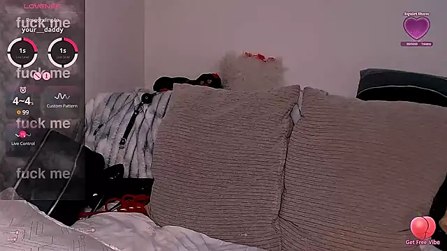 UrNaughtyGfMilf online show from 15, 3, 2025