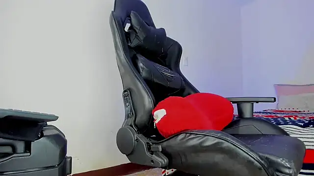 PIA GREAT online show from 17, 1, 2025