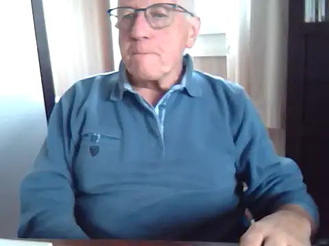 johnjohn622662 online show from 6, 10, 2025