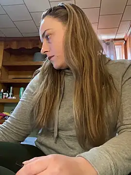 jaseyrae online show from 12, 12, 2024