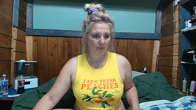 Snapshot of lisaxlovexxx chatting on 26, 2, 2026 lisaxlovexxx online show from 26, 2, 2026