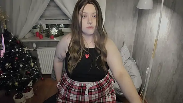 Sophia Edwards online show from 20, 12, 2024