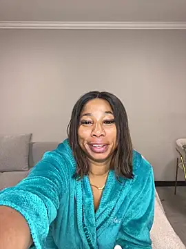 Snapshot of CurvyDesire1 chatting on 10, 5, 2026 CurvyDesire1 online show from 10, 5, 2026