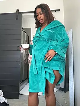 Snapshot of CurvyDesire1 chatting on 22, 5, 2026 CurvyDesire1 online show from 22, 5, 2026