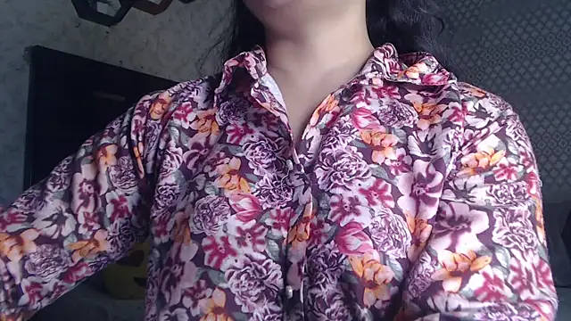 Snapshot of Indian_Anu chatting on 2, 10, 2025 Indian Anu online show from 2, 10, 2025