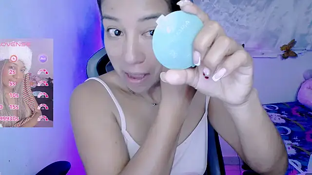 ninatiny online show from 18, 1, 2026