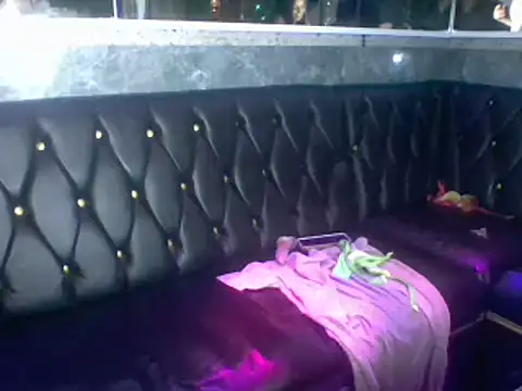 Snapshot of casaldeliciabrazil chatting on 14, 2, 2025 casaldeliciabrazil online show from 14, 2, 2025