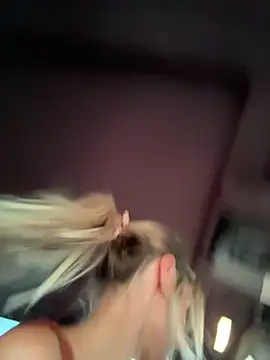 Snapshot of jasminesummer chatting on 12, 3, 2025 jasminesummer online show from 12, 3, 2025