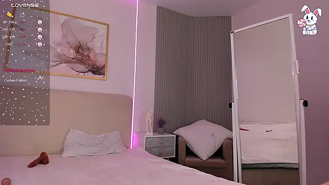 Snapshot of VirginChloe chatting on 10, 3, 2025 VirginChloe online show from 10, 3, 2025