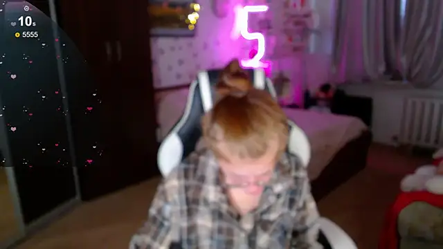 Kira honeyy online show from 29, 4, 2026