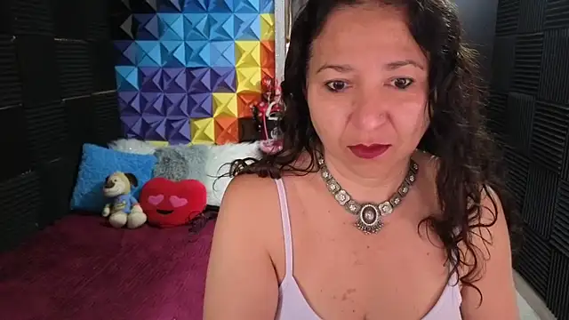 katifoxx online show from 6, 10, 2025