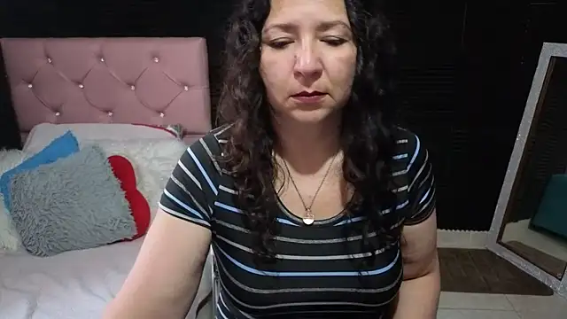 katifoxx online show from 3, 5, 2026