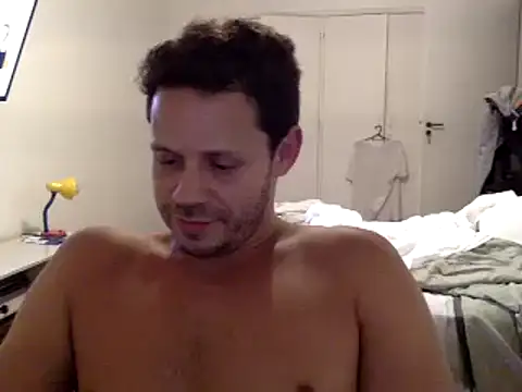 Snapshot of FelipeRiver chatting on 5, 2, 2025 FelipeRiver online show from 5, 2, 2025