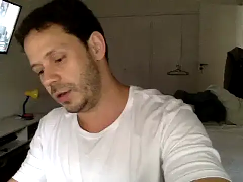 Snapshot of FelipeRiver chatting on 5, 2, 2025 FelipeRiver online show from 5, 2, 2025