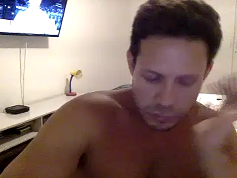 Snapshot of FelipeRiver chatting on 11, 3, 2025 FelipeRiver online show from 11, 3, 2025