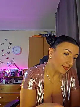 Hotangel75 online show from 6, 2, 2026