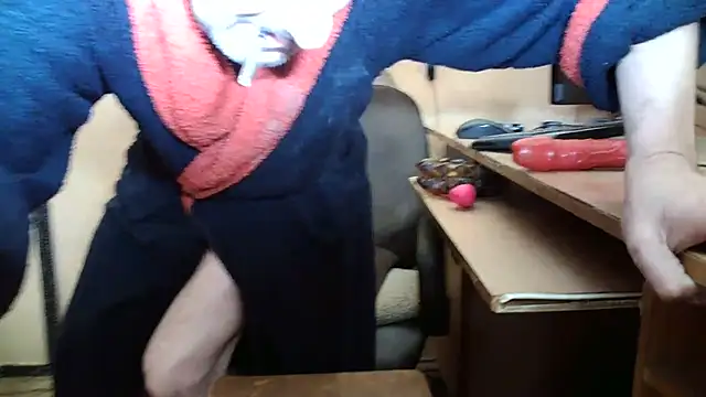 Snapshot of dundyFocus chatting on 15, 10, 2025 dundyFocus online show from 15, 10, 2025