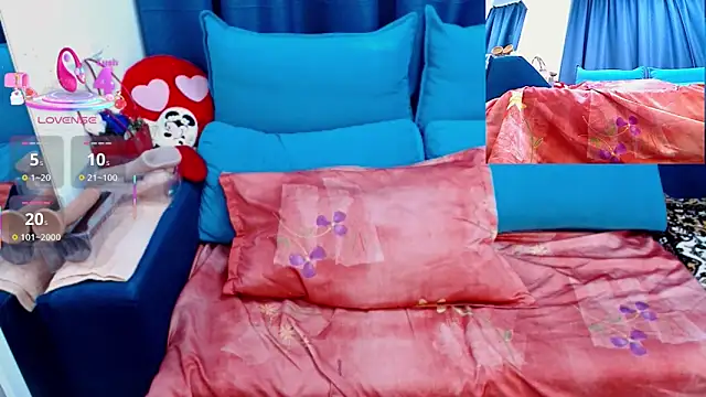 SexyNicolleX online show from 8, 4, 2026